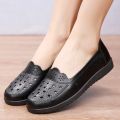 Summer New Middle-Aged and Elderly Leather Shoes Comfortable and Non-Slip Sandals Women's Soft Leather Hollow out Breathable Coros Shoes Soft Bottom Mom Shoes.