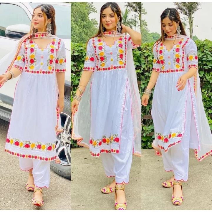 Super Designer Readymade 4 Pieces Collection Salwar Kamiz in White Color - Easy to Use And Maintain - A Perfect Blend of Fashion and Comfort