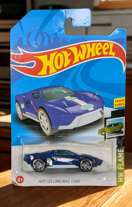 Hot%20Wheels%20'17%20Ford%20GT%20STH%20Super%20Treasure%20Hunt%20(or%20similar%20variations%20like%20'17%20Ford%20GT%20HW%20Flame).%20-%20Image%204