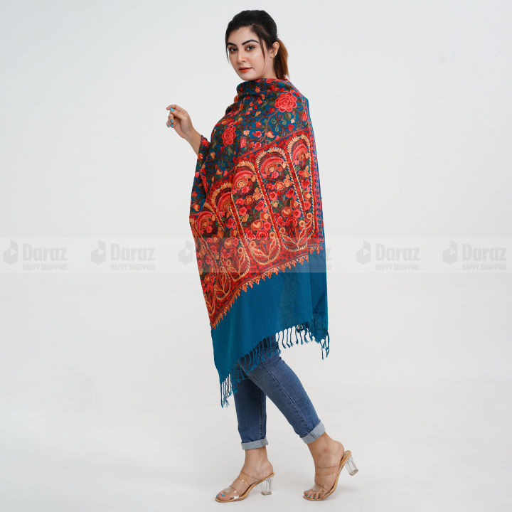 Kashmiri%20%20Poshmina%20shawl%20%7C%7C%20Women%20winter%20collection%20%7C%7C%20shal%20%7C%7C%20Avon%20Fabric%20-%20Image%204
