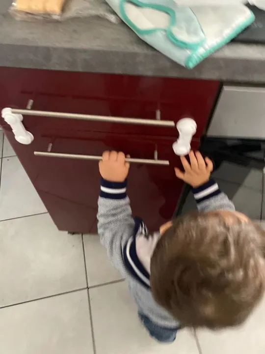 Drawer/Cabinet%20Locker%20for%20baby%20safety%20-%20Image%207