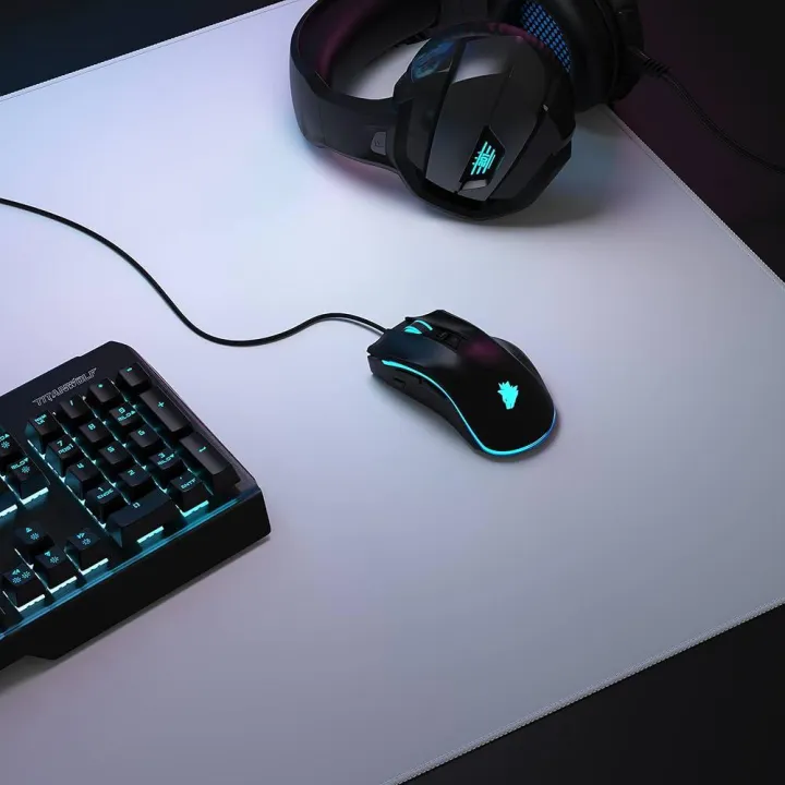 SOLID%20WHITE%20-XXL%20Mouse%20Mat%20-%20900%20mmx%20400mm%20x%202%20mm%20Mouse%20Pad%20%E2%80%93%20Extra%20Large%20Speed%20Gaming%20Mousepad%20-%20Table%20Mat%20Large%20Size%20-%20improved%20Precision%20and%20Speed%20%E2%80%93%20Design%20White%20-%20Image%202