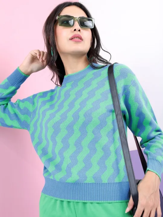 Pantoneclo%20Premium%20Women's%20/%20Girl's%20Round%20Neck%20Reversible%20Wavy%20Motif%20Sweater%20/%20Cardigan%20/%20Pullover%20-%20Image%204