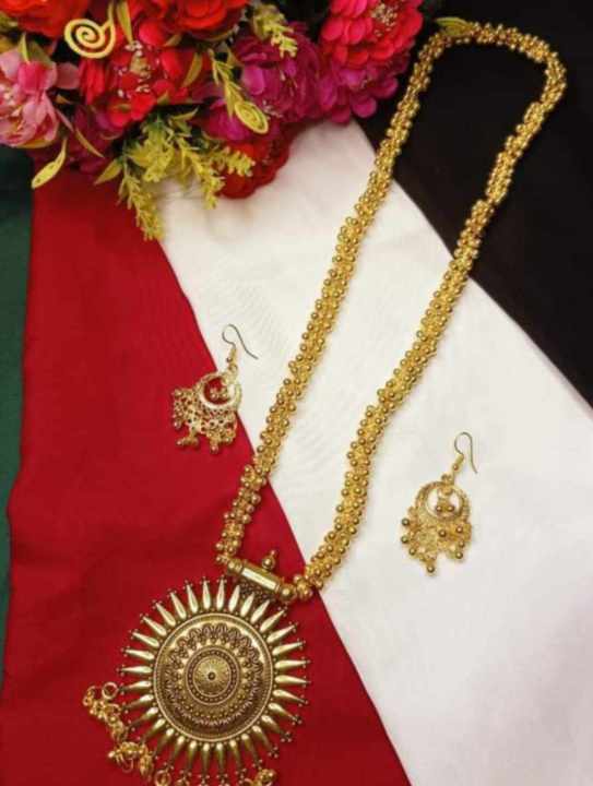 Trendy%20Women's%20Sita%20Necklace%20Set%20for%20Party%20and%20Special%20Occasions%20-%20Image%202