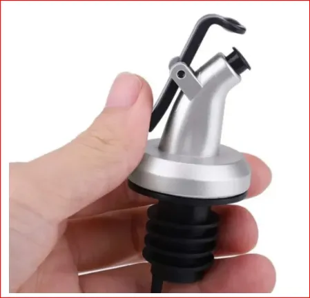 1Pcs%20Olive%20Oil%20Sprayer%20Dispenser%20Seal%20Leak-proof%20Food%20Grade%20Rubber%20Nozzle%20Sprayer%20Spice%20Jar%20Kitchen%20Tools.%20-%20Image%207