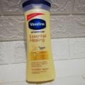 Vaseline Intensive Care Essential Healing Body Lotion 400 ml (South Africa). 