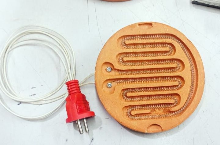 Heating%20Coil%20500%20Watt%201000%20Watt%201500%20Watt%202000%20Watt%20Full%20Setup%20With%20Small%20Heating%20Plate%20For%20Electric%20Stove%20&%20Cooktop%20Spare%20Parts%20-%20Image%202