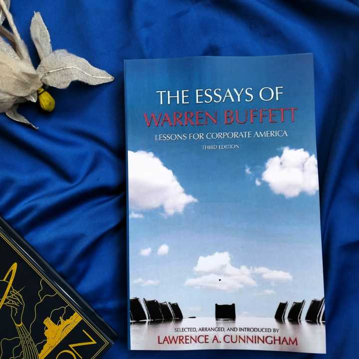 The Essays of Warren Buffett by Warren Buffett