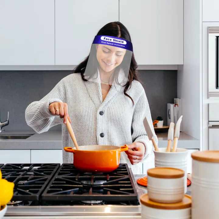 Kitchen%20Oil%20Spill%20Protection%20Face%20Shield%20-%20Kitchen%20Accessories%20-%20Pitha%20Maker%20-%20Image%202
