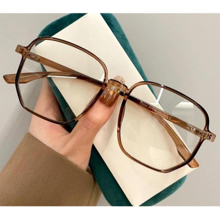Transparent%20Computer%20glasses%20Stylish%20UV400%20protection%20Flat%20mirror%20lenses%20Sunglasses%20Fashionable%20design%20Luxury%20brand%20eyeglasses%20for%20Office%20use%20Digital%20screen%20protection%20Fashion%20accessories%20Outdoor%20-%20Image%208
