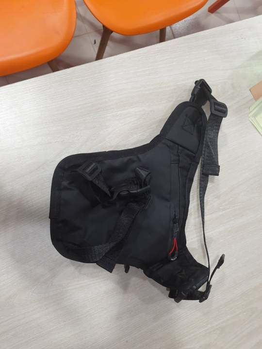 Side%20waist%20bag%20for%20rider%20-%20Image%204