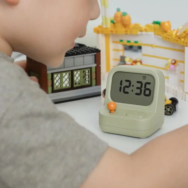 Alarm%20Clock%20Table%20Clock%20Retro%20Game%20Machine-shaped%20Desk%20Clock%20Multi-function%20Timer%20for%20Home%20Office%20Handheld%20Digital%20for%20Kids%20-%20Image%202