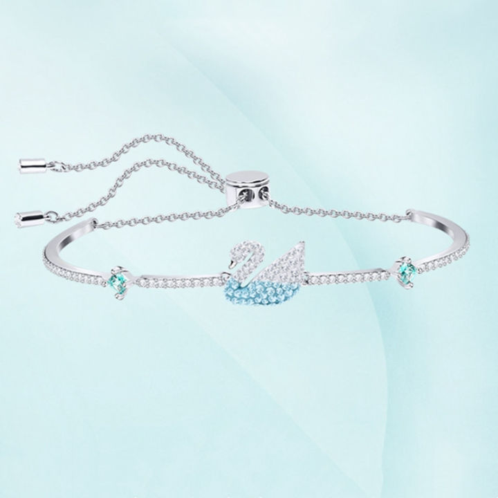 Swarovski%20Gradient%20Black%20Blue%20Swan%20Bracelet%20Women's%20Swarovski%20Elements%20Crystal%20Blue%20Swan%20Pull%20Shrink%20Bracelet%20-%20Image%203