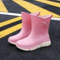 Rain Boots Women's Trendy Waterproof Shoes Rain Boots Women's Middle Tube Non-Slip Oil-Proof Kitchen Work Rubber Shoes Wear-Resistant Cotton-Padded Warm-Keeping. 