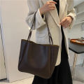 Autumn and winter large-capacity bags  new bags women's bags fashion simple shoulder bags popular texture tote bags. 