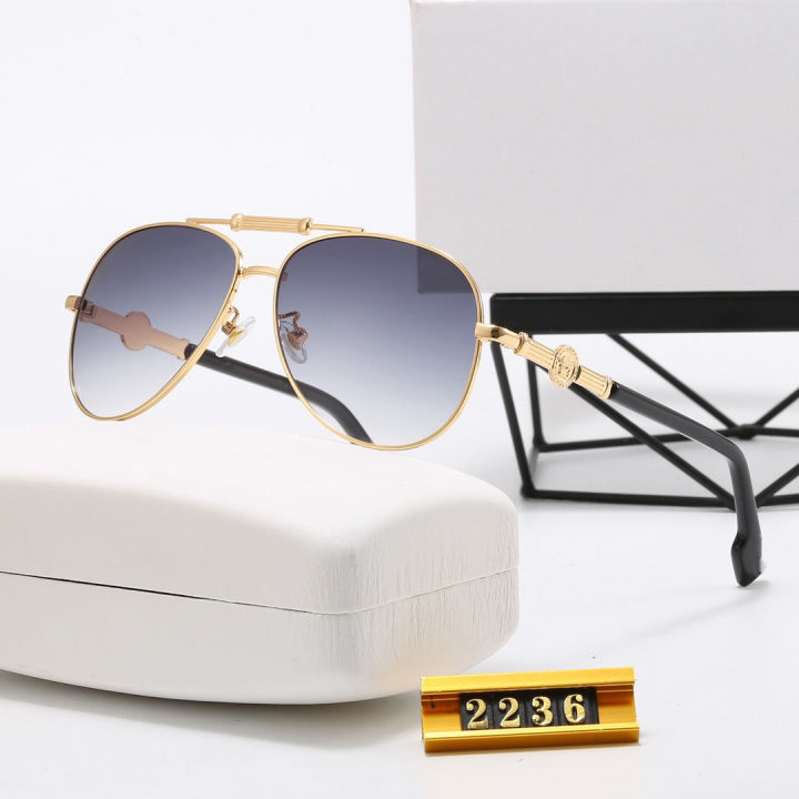 European%20and%20American%20Foreign%20New%20Sunglasses%20Men%20and%20Women%20Square%20Fan%20Family%20Head%20Sunglasses%20Classic%20Travel%20Fashion%20Glasses%202236%20-%20Image%202