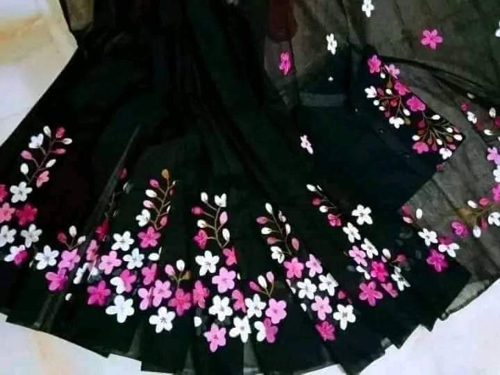 Stylish%20&%20fashionable%20New%20Matching%20best/Coupple%20Dress/For%20Men%20&%20Women%20/%20Saree%20&%20Panjabi/%20(Combo%20Set))%20-%20Image%202