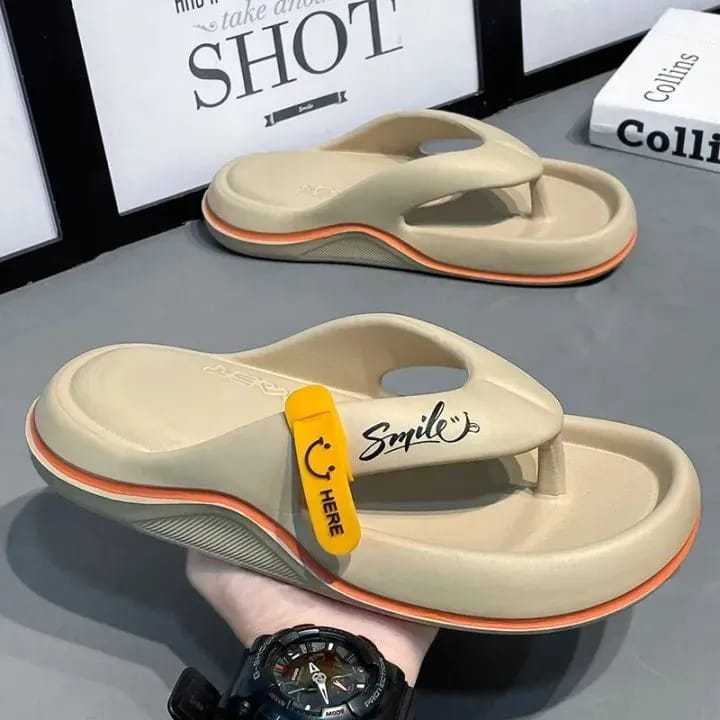 Popular%20choic%20Fashion%20Men%20Slippers%20Flip%20Flops%20Indoor%20Outdoor%20Beach%20Sandals%20Super%20Soft%20Bottom%20Slides%20Non-slip%20Trend%20Men%20Slippers%20Flip%20Flops%20-%20Image%203
