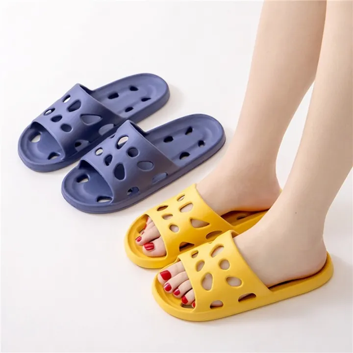 2023%20Summer%20Women%20Slippers%20Bath%20Leaky%20Platform%20Non-Slip%20Home%20Hole%20Flip%20Flops%20Beach%20Sandals%20Ladies%20Leaky%20Slides%20Indoor%20Outdoor%20-%20Image%203