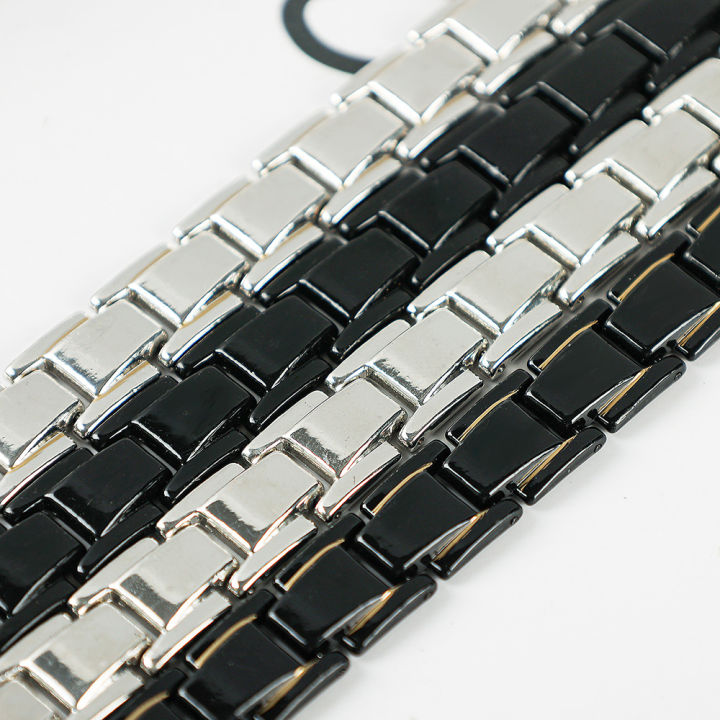 Magnetic%20Therapy%20Detachable%20Magnet%20Bracelet%20-%20Image%207