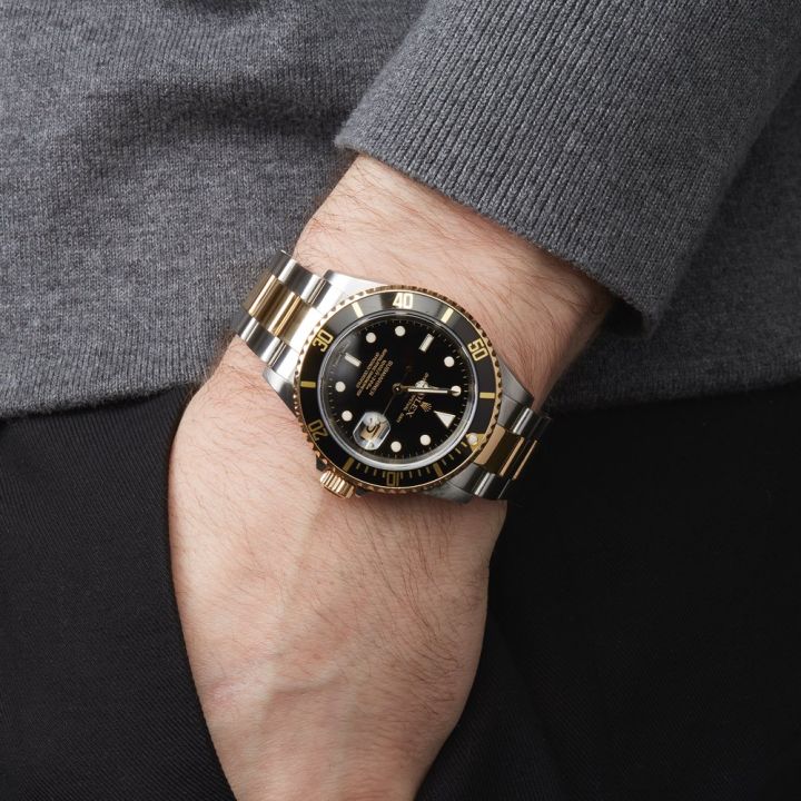 Stainless%20Steel%20fashional%20watch%20for%20men%20-%20Image%208