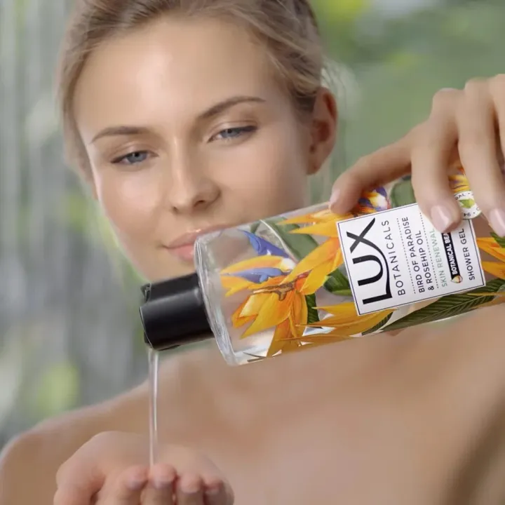 Body%20care%20International%20European%20product%20%20Lux%20Bird%20of%20paradise%20&%20rosehip%20oil%20shower%20gel%20used%20for%20male/female%20-%20750%20ml%20-%20Image%203