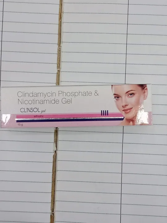 Clinsol%20Gel%2015g%20(Clindamycin%20(1%25w/w)%20+%20Nicotinamide%20(4%25w/w)%20-%20Image%203