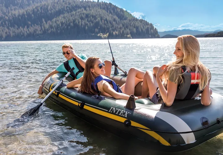Intex%20Seahawk%203,%203-Person%20Inflatable%20Boat%20Set%20with%20Aluminium%20Oars%20and%20High%20Output%20Air%20Pump%20(Latest%20Model)%20-%20Image%204
