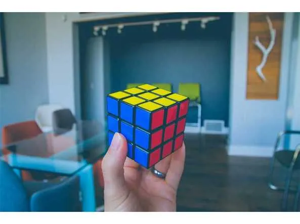 3x3%20Rubik%E2%80%99s%20Cube%20/%20Rubiks%20Cube%20%E0%A6%B0%E0%A7%81%E0%A6%AC%E0%A6%BF%E0%A6%95%E0%A7%8D%E0%A6%B8%20%E0%A6%95%E0%A6%BF%E0%A6%89%E0%A6%AC,%20Red,%20Green,%20White,%20Blue,%20Yellow%20-%20Image%203