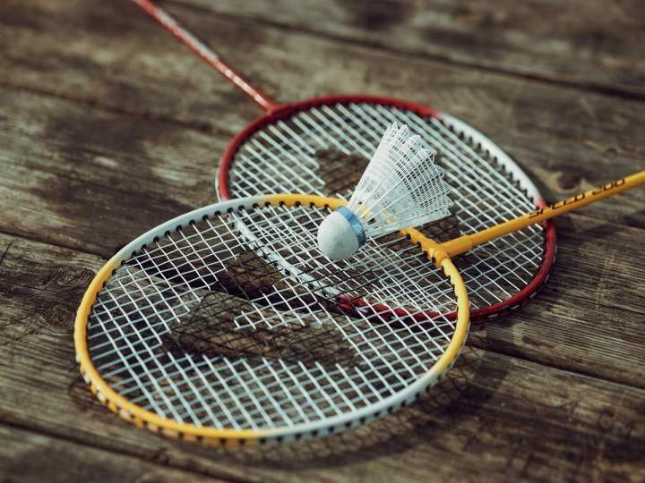 Plastic%20Badminton%20Cork%20-%20Get%20Ready%20For%20Some%20Fun%20With%20These%20Plastic%20Badminton%20Corks%20-%20With%206%20Pieces%20In%20A%20Set%20They'Re%20Perfect%20For%20Recreational%20Play%20And%20Outdoor%20Gatherings%20-%20Image%205
