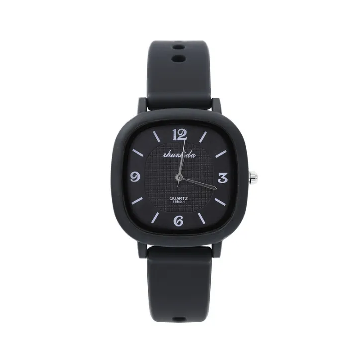 %E3%80%90Surprise%20Price%E3%80%91Minimalist%20Chic%20Square%20Women's%20Watch%20-%20Student%20Retro%20Style,%20Versatile%20Small%20Dial,%20Silicone%20Strap%20Quartz%20Watch%20for%20Women%20-%20Image%204