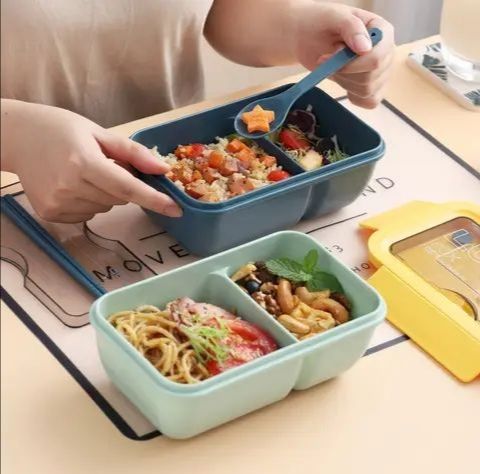 Portable%20Leak-Proof%20Lunch%20Box%20-%20850ml%20Capacity,%20Eco-Friendly%20Design-Generous%20850ml%20capacity-%20-%20Image%203
