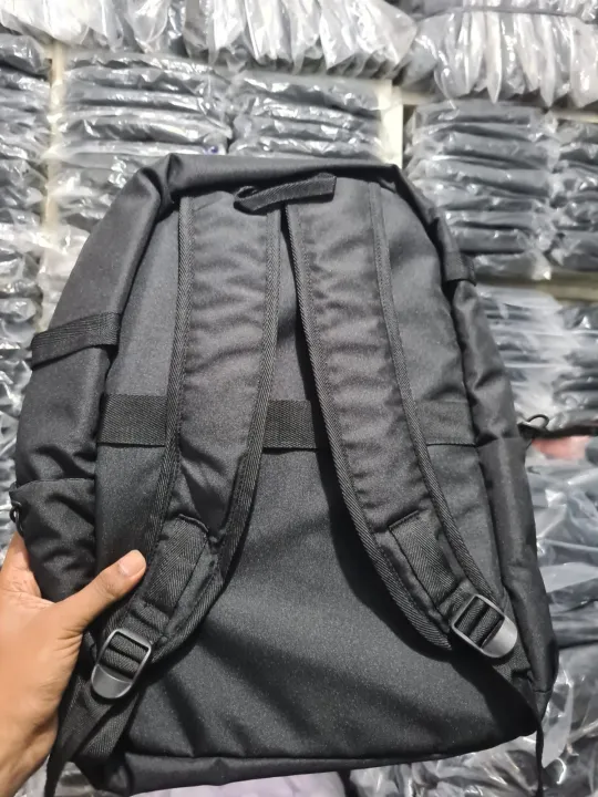 College-university%20backpack%20with%20laptop%20compartments,%20modern%20backpacks%20for%20students,%20backpacks%20for%20students,%20very%20modern%20backpack%20for%20young%20people%20-%20Image%206