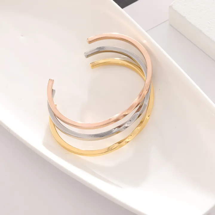 European%20and%20American%20Style%20Wire%20Diameter%20round%20Accessories%20for%20Girls%20One%20Titanium%20Steel%20Women's%20Rose%20Gold%20Japanese%20and%20Korean%20Fashionable%20Rose%20Gold%20Bracelet%20-%20Image%202