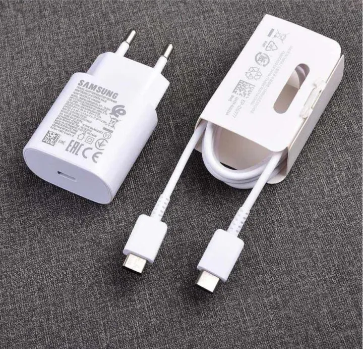Samsung%20Adaptive%20Fast%20Charger%20%2025W%20with%20type-C%20to%20C%20cable%20-%20Image%203