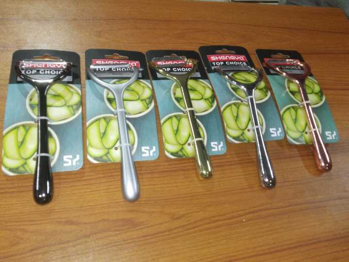 Top%20Choice%20Stainless%20Steel%20Peeler%20Vegetable%20Cutter%20AYT0008%20-%20Image%202