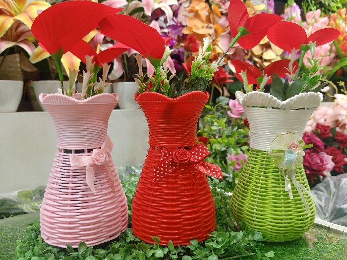 Beutiful%20Plastic%20Artificial%20Flower%20Vase%20-%20Image%204