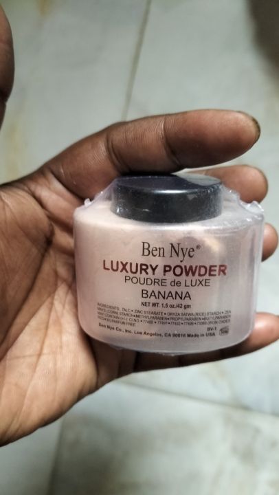 Luxury%20Banana%20Loss%20Powder%20-%20Image%202