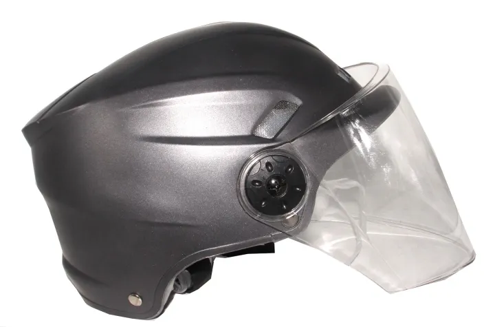 Summer%20Helmet%20%20ABS%20Bike%20Helmet%20for%20Men%20and%20Women%20-%20Smoke%20-%20Image%204