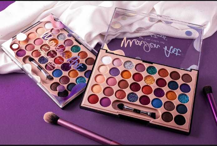 36 Color Eye shadow box with Brush Free |