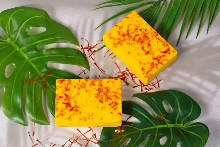Saffron%20Goats%20Milk%20Soap%20Premium%20(Handmade)%20-%20Image%206