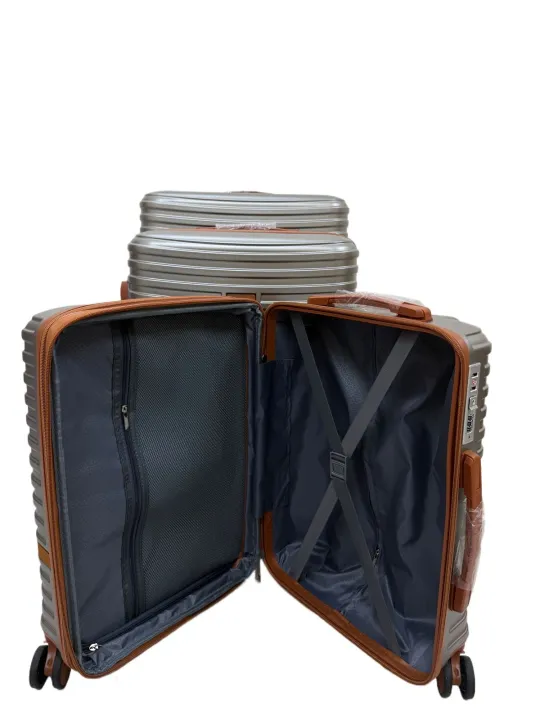 Voyager%20Elite%20Hard-Shell%20Luggage%20-%20Silver%20&%20Brown%20-%20Image%203