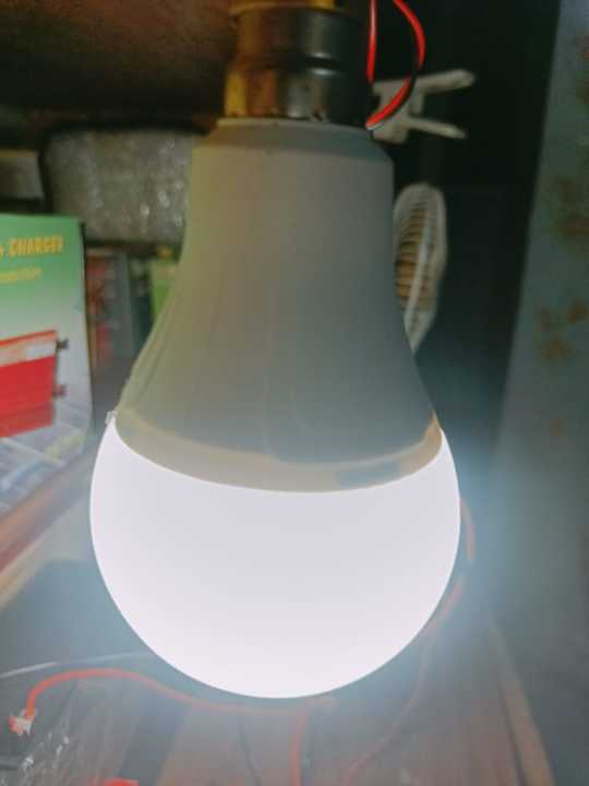 New%20Rocket%2012%20Volt%209Ah%20Battery%20With%20Battery%20Charger%20And%202%20Pcs%2015W%20Dc%20Light%20-Full%20Combo%20Package%20-%20Image%205