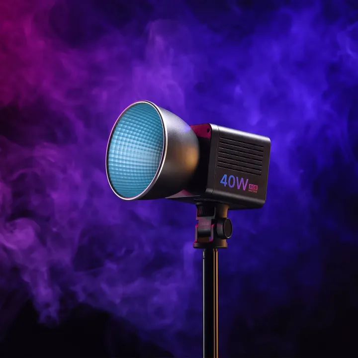 Ulanzi L024 40W RGB Video Light 2500-6500K Bi-color 0-359° RGB COB Light Mini Bowens Mount Fill Light 3400mAh COB Light