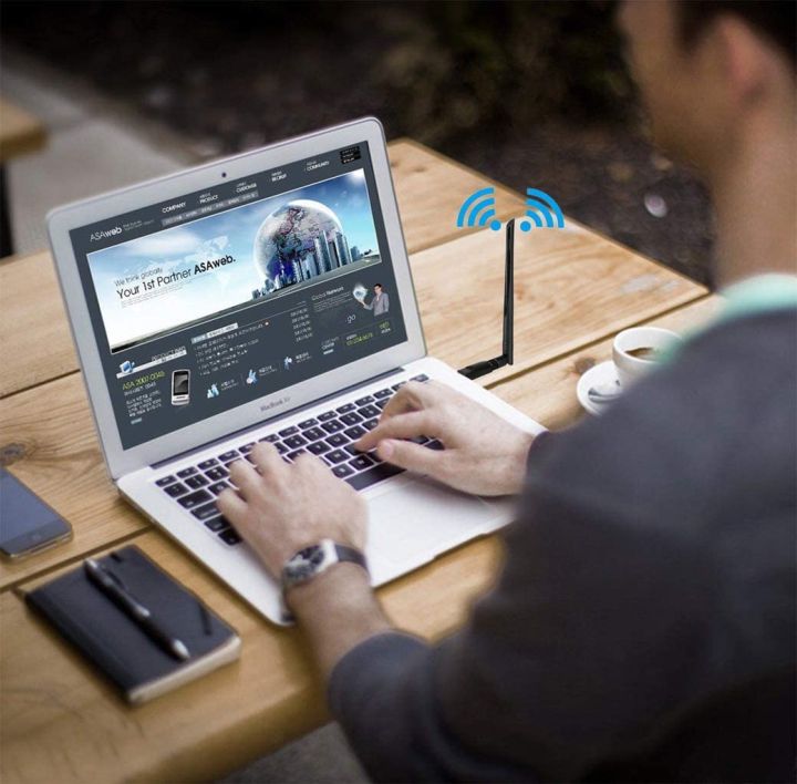 High-Speed%20300Mbps%20Wireless%20USB%20WiFi%20Adapter%20802.11n/g/b%202.4GHz%20with%20Antenna%20-%20New,%20Black%20-%20Image%204