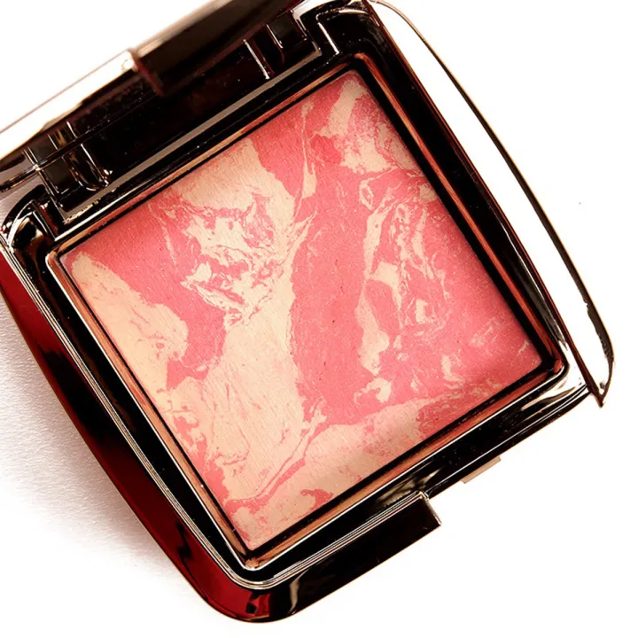 Hourglass%20-%20Lighting%20Blush%20Diffused%20Heat%20-%20Image%202