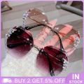 Frameless Sunglasses For Woman Summer Gradient UV Protection Sunglasses With Diamonds Vintage Personality Sun Glasses. 