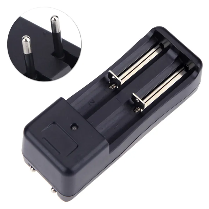 Universal%20double%20Charger%20For%203.7V%2018650%2016340%2014500%20Li-ion%20Rechargeable%20Battery%20-%20Image%204