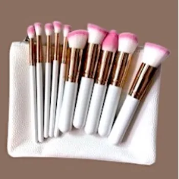 Premium%20Kabuki%20Brush%20Set%20-%2010%20Pieces%20Set%20-%20Image%203