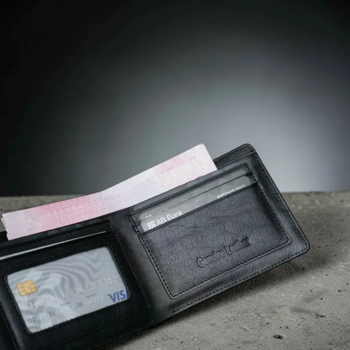 Zays%20Premium%20Eco-Friendly%20Leather%20Bifold%20Wallet%20for%20Men,%20Handmade%20Slim%20Compact%20Wallet%204.5%20x%203.5%20x%200.5%20Inch,%204%20Card%20Slots,%201%20ID%20Slot,%202%20Cash%20Compartments,%20Fits%201000%20Taka%20Note,%20Luxury%20Box%20-%20Image%207
